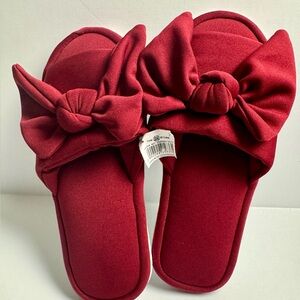 Indoor slippers from Philippines